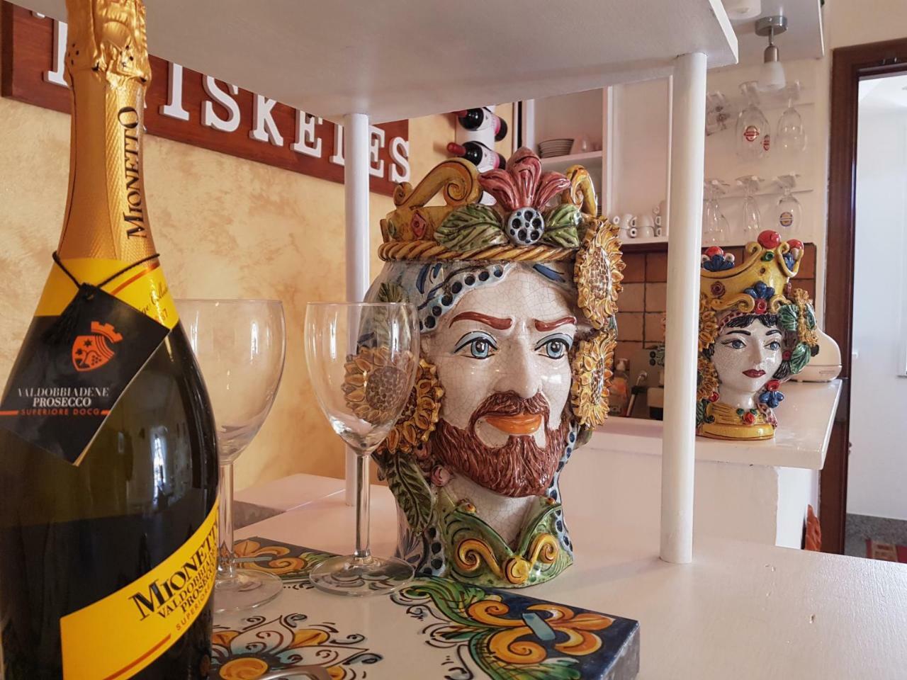 B&B Triskeles Джардини-Наксос Экстерьер фото