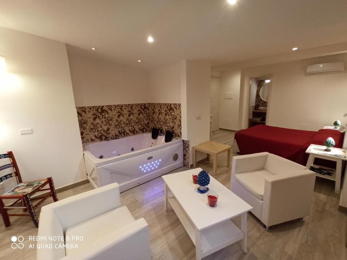 B&B Triskeles Джардини-Наксос Экстерьер фото