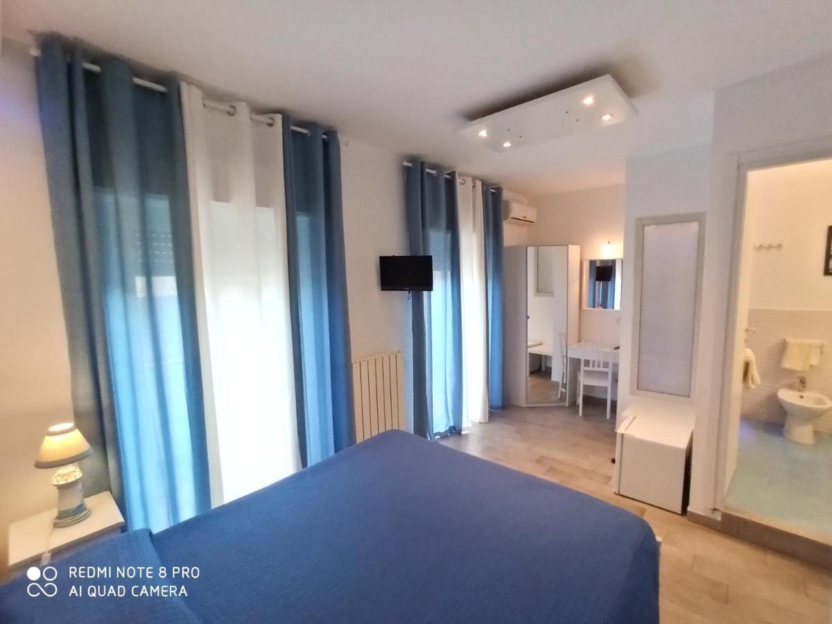B&B Triskeles Джардини-Наксос Экстерьер фото