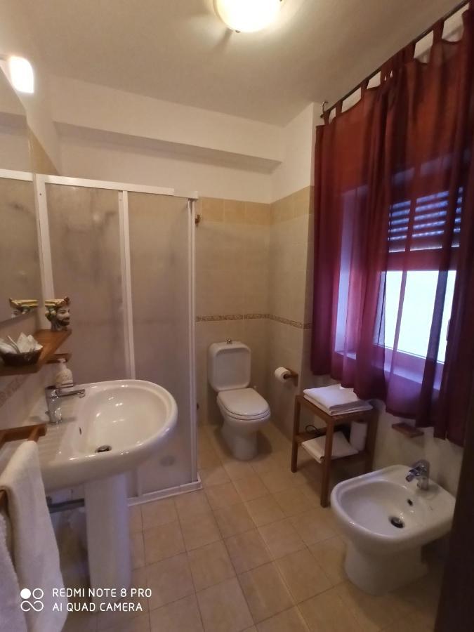 B&B Triskeles Джардини-Наксос Экстерьер фото